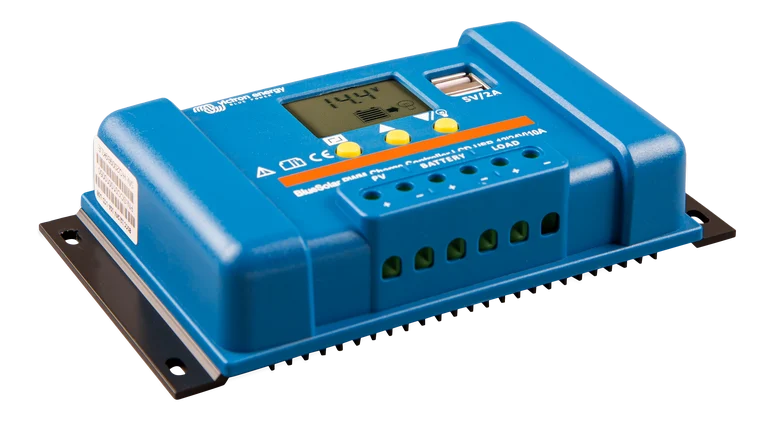 Incarcator solar LCD&USB 12V/24V 30A Victron Energy BlueSolar PWM-LCD&USB 12/24V-30A - imagine 3