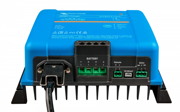 Incarcator de retea Victron Energy Phoenix Smart IP43 Charger 12/50 (3 iesiri) 120/240V - imagine 2